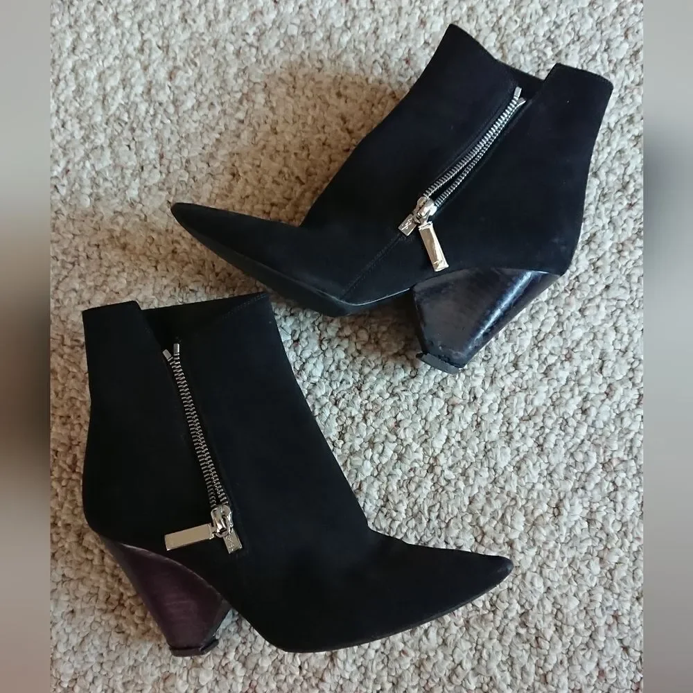 Saint Laurent Niki Asymmetric black Suede Ankle Boot size 36.5 - Picture 2 of 16